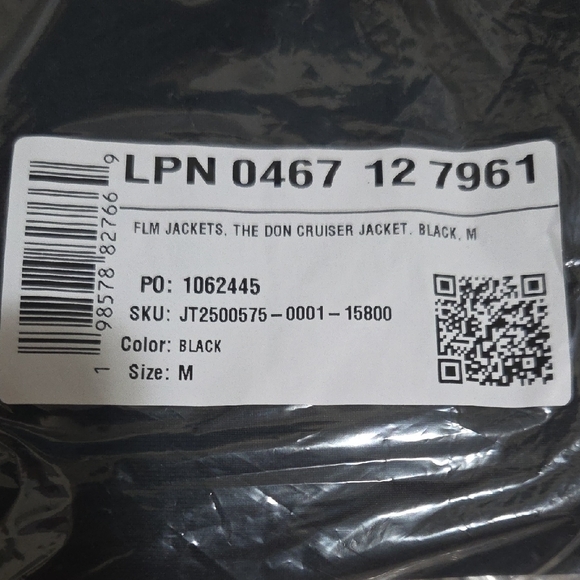 *NWT* Fabletics The Don Cruiser Zip-Up Jacket - Men's Black, Size Medium - Picture 10 of 10